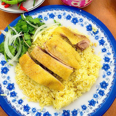 Cơm gà chặt