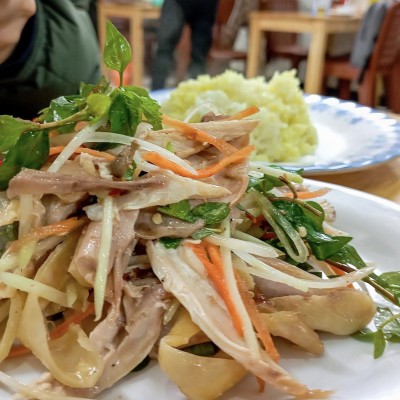 Gỏi gà lớn